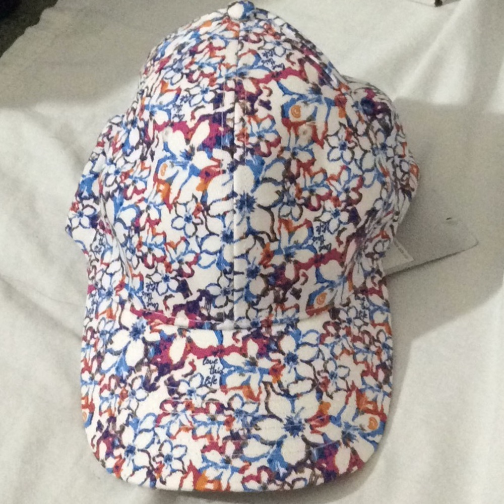 3/$25🌹Love 💕 This Life Floral Hat